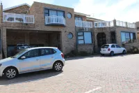 Bluewater Beachfront Guest House Hotels near Bluewater Beach
