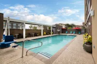 Home2 Suites by Hilton Phoenix Airport North - Pool
