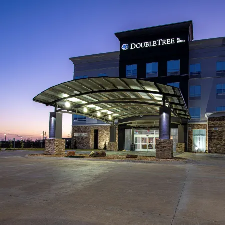 Doubletree by Hilton Sulphur Lake Charles