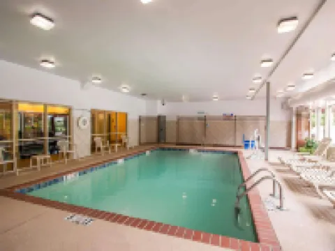 Quality Inn & Suites Germantown North Hotels in Germantown