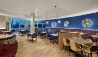 Hyatt Place London Heathrow Airport - breakfast