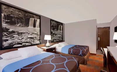 Super 8 by Wyndham Fayetteville Hotels in Fayetteville