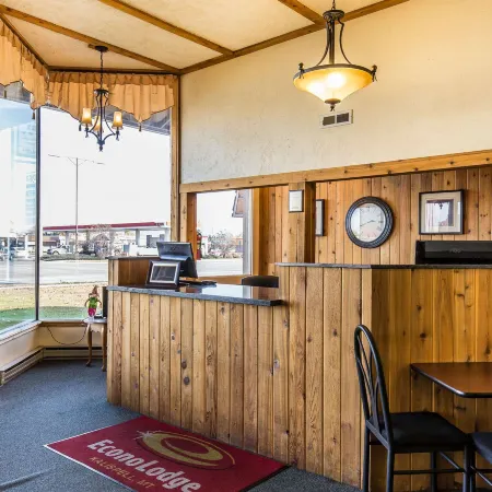 Econo Lodge Inn & Suites Kalispell - Glacier National Park Gateway