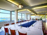 Palm Tree Club Miami Hotel