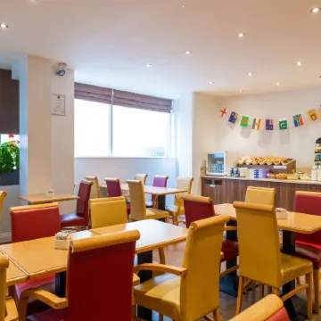 Comfort Inn Edgware Road W2 Отели рядом с достопримечательностью «Эпсли Хаус»