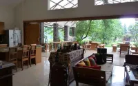 Ronia Mountain Villa Lembang