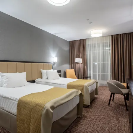 Holiday Inn Chelyabinsk (Холидей Инн Челябинск)