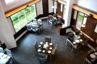 Jade Garden Hotel