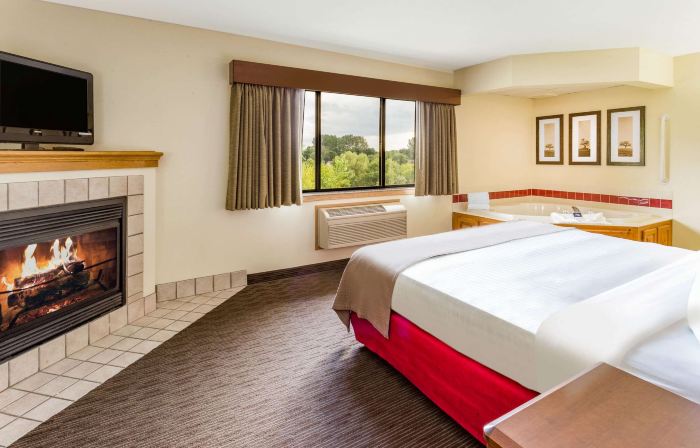 AmericInn by Wyndham Princeton MN