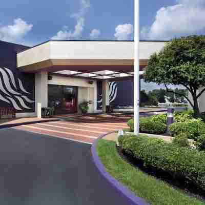 ザ ヴーヴ  ホテル ボストン ネティック  タペストリー コレクション バイ ヒルトン Hotel Exterior