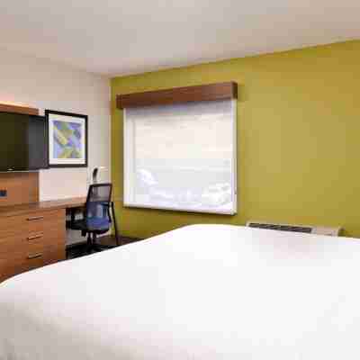 Holiday Inn Express Blowing Rock South Rooms