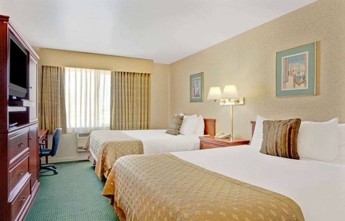 Ramada by Wyndham Draper