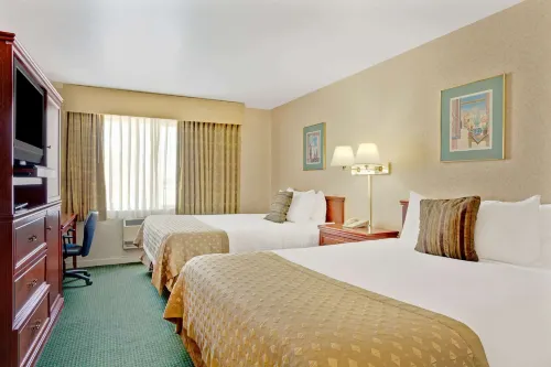 Ramada by Wyndham Draper - 2-Star