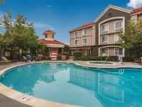 La Quinta Inn & Suites by Wyndham Denver Boulder-Louisville - piscina