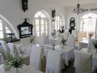 Porto Scoutari Romantic Hotel