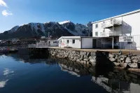 Solsiden Brygge Rorbuer Hotels in Stamsund