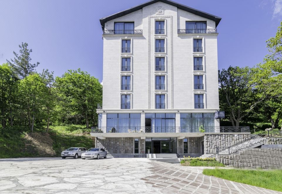hotel overview picture