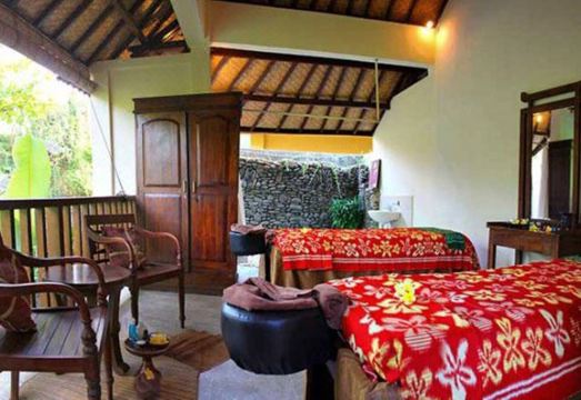 스리 악사타 우붓 리조트