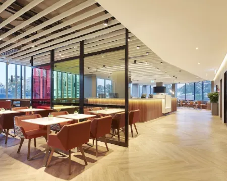 Holiday Inn Express SYDNEY AIRPORT by IHG Hotels in Mascot