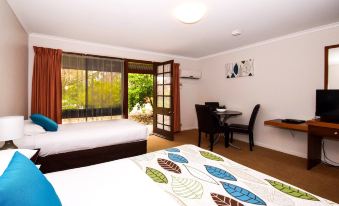 River Country Inn