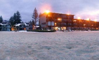 Tahoe Lakeshore Lodge & Spa