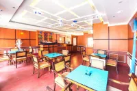 Joys Palace Hotel - พร้อมอาหารเช้า