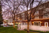 Lake Natoma Inn Hotels in Folsom