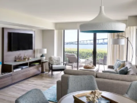 Coronado Island Marriott Resort & Spa Hotels in Coronado