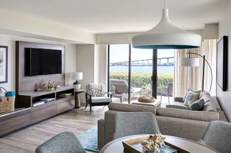 Coronado Island Marriott Resort & Spa