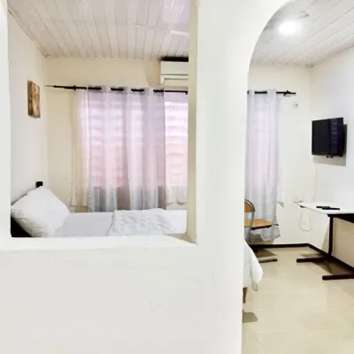 Marrets International Hotel - "Express" Hotel di Abura Asebu Kwamankese