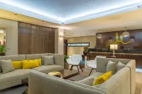 Mansio Suites The Headrow - Condos