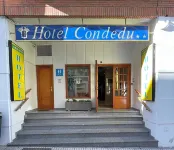 Condedu Hotels in der Nähe von Luis de Morales City Museum