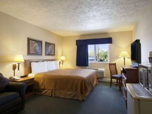 Travelodge by Wyndham Grand Island