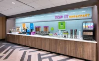 Tru by Hilton St. George - breakfast