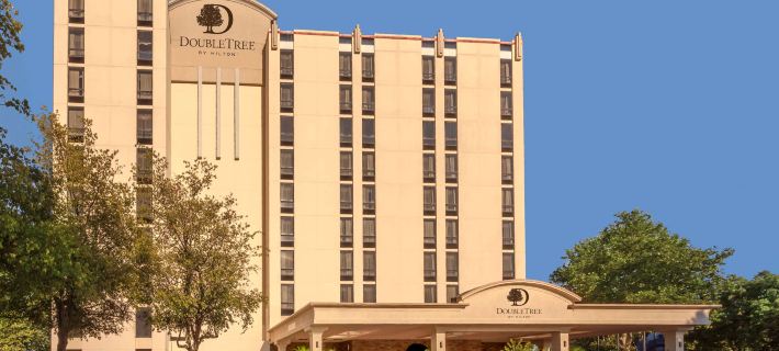 DoubleTree by Hilton Philadelphia Airport Hotels in Philadelphia