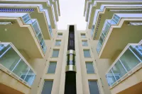 Rentalmar Ventura Village Families