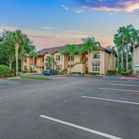 Alhambra Villas