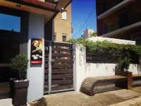 Mc Queen Rooms & Apartments Hotels in Aten