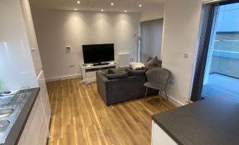 1Bd Lovely & High End Apartment London