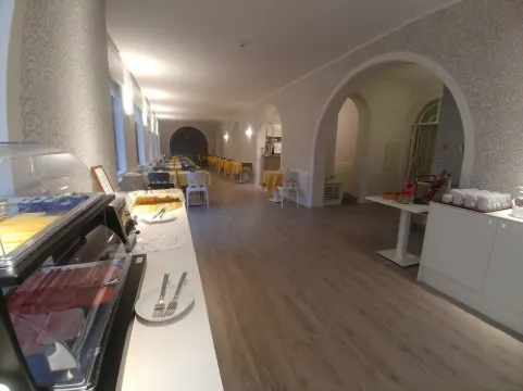 Hotel Vittoria Ăn uống Photos