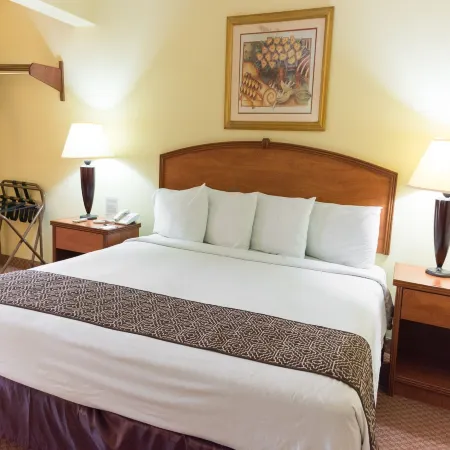 Hafersons Inn Hotel & Suites