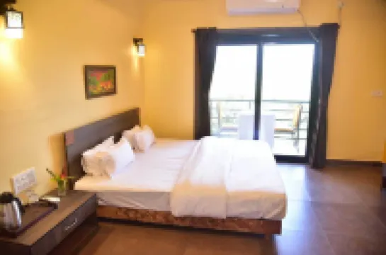 Nature Trails Kundalika, Kolad