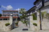 Sarantis Hotel Hotels near Crystal Optic
