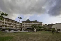 Grafton Beach Resort فنادق في Black Rock