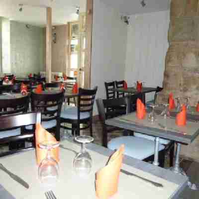Hôtel Restaurant A la Porte Saint-Jean Dining/Meeting Rooms