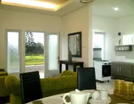 Royal Guest House Tasikmalaya Hotels in Cibeureum