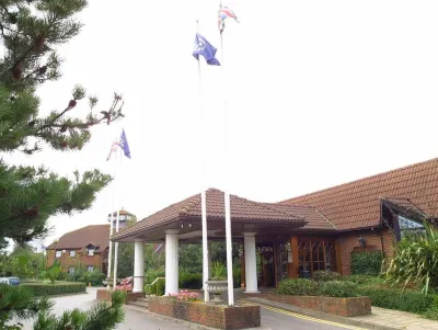 紐伯裡城中心南優選飯店-A339 British Heart Foundation附近的飯店
