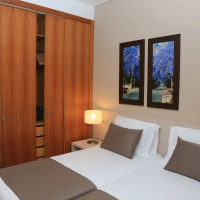 Fly Hotel Hotels near Quatro de Fevereiro Luanda International Airport