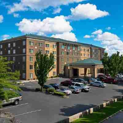 Oxford Suites Spokane Valley Hotel Exterior