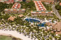 Barceló Maya Caribe - All Inclusive Hotels near Dolphinaris Akumal
